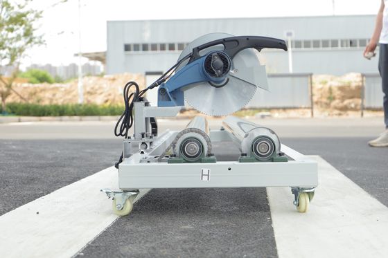 3m Length Semi-Automatic Sticker Vinyl And Tarpaulin Flex Banner Roll Cutting Machine