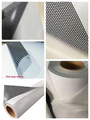40 % Lichtdurchlässigkeit. Selbstklebendes, perforiertes Vinyl (Einwegsicht), 140 µm/140 g/m², für die Fensteranwendung