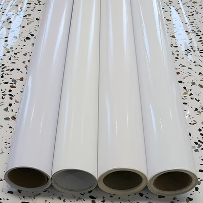 Autofolie, weiß, glänzend, grau, blasenfrei, selbstklebender Vinylaufkleber, 100 Mikrometer/140 g/m²